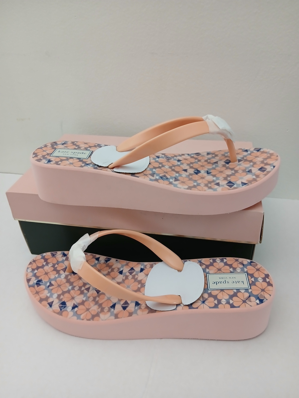 Kate Spade Floral Peach Flip Flop Sandals Size 11B New $30 - Picture 10 of 12